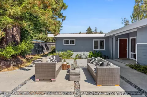40 Meadow Dr, Mill Valley, CA 94941