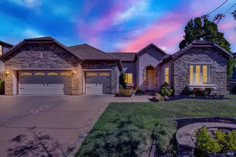 706 Adagio Dr, Fairfield, CA 94534