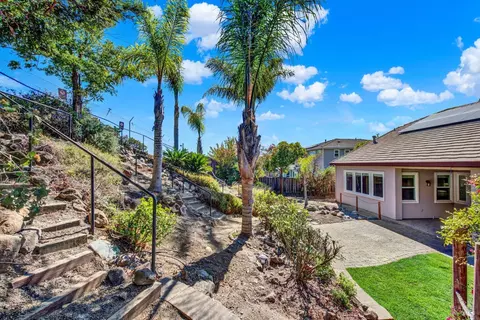 Exterior - 706 Adagio Dr, Fairfield, CA 94534 photo 17 of 31