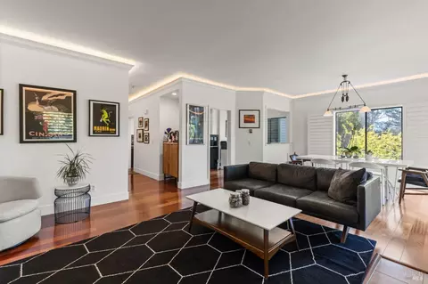 98 Eucalyptus Knoll St, Mill Valley, CA 94941