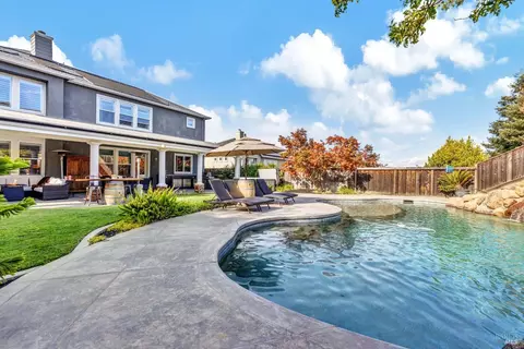 371 Piercy Dr, Benicia, CA 94510