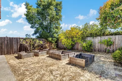 127 Aragon St, Vallejo, CA 94591 photo 12