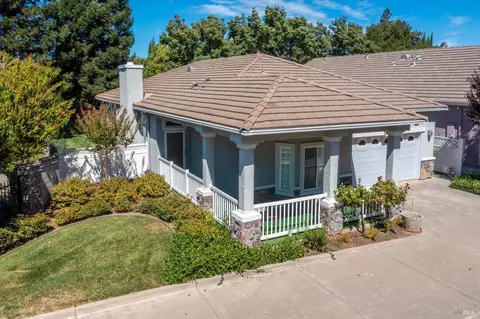 301 Boardwalk Ct, Vacaville, CA 95687