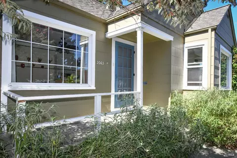 2063 Adrian St, Napa, CA 94559