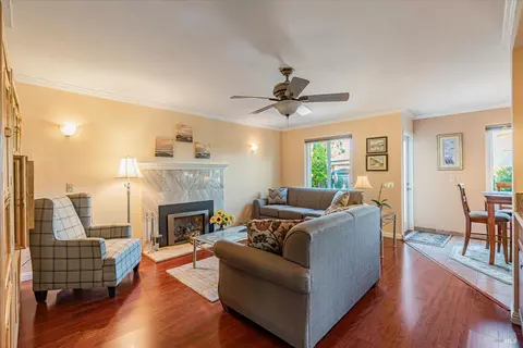 341 La Quinta Dr, Windsor, CA 95492 photo 8