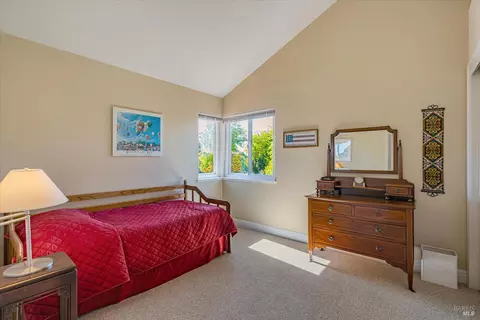 341 La Quinta Dr, Windsor, CA 95492 photo 34
