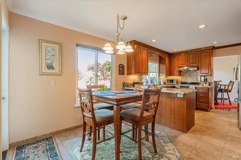 341 La Quinta Dr, Windsor, CA 95492 photo 15