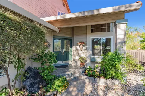 341 La Quinta Dr, Windsor, CA 95492 photo 6