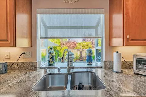341 La Quinta Dr, Windsor, CA 95492 photo 13