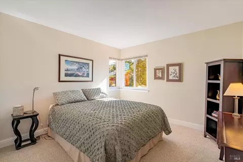 341 La Quinta Dr, Windsor, CA 95492 photo 32