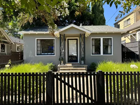 485 Randolph St, Napa, CA 94559