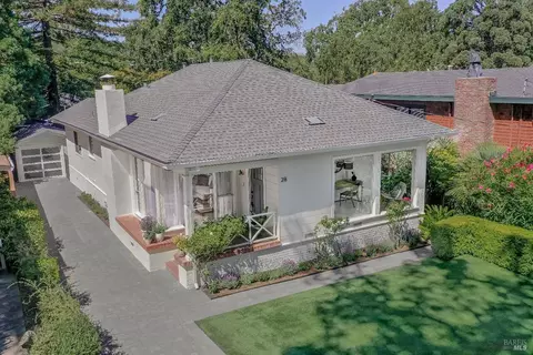 28 Murray Ave, Larkspur, CA 94939