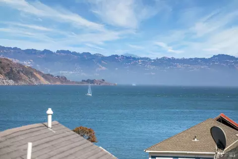 107 3rd St, Sausalito, CA 94965 photo 6