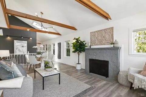 107 3rd St, Sausalito, CA 94965 photo 2