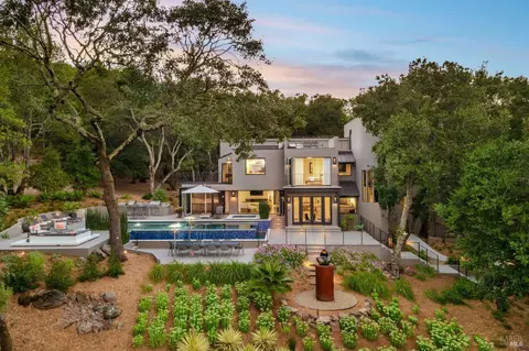 19099 Baytree Ln, Sonoma, CA 95476