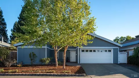 7681 Blair Ave, Rohnert Park, CA 94928