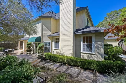 910 Melanie Ct, Petaluma, CA 94952 photo 43