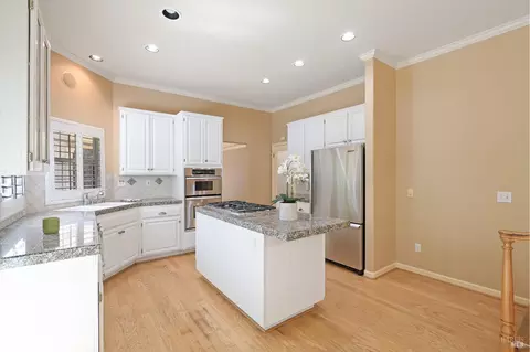 910 Melanie Ct, Petaluma, CA 94952 photo 14
