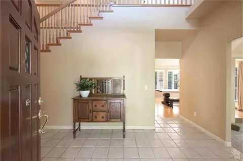 910 Melanie Ct, Petaluma, CA 94952 photo 5