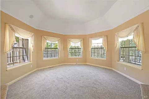 910 Melanie Ct, Petaluma, CA 94952 photo 9