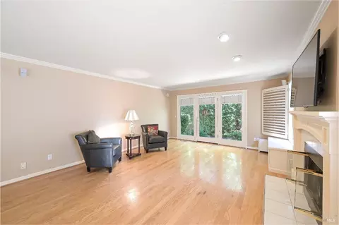 910 Melanie Ct, Petaluma, CA 94952 photo 17