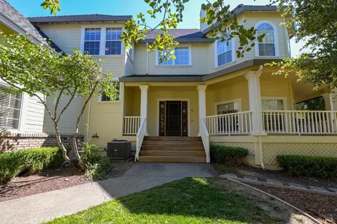 910 Melanie Ct, Petaluma, CA 94952 photo 3
