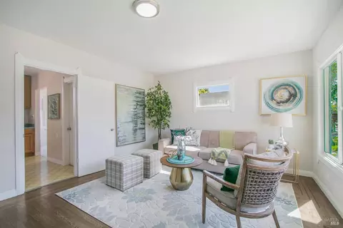 136 Mountain View Ave, Vallejo, CA 94590 photo 5