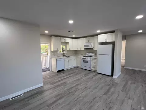 131 Zaragoza Dr, Fairfield, CA 94533 photo 14