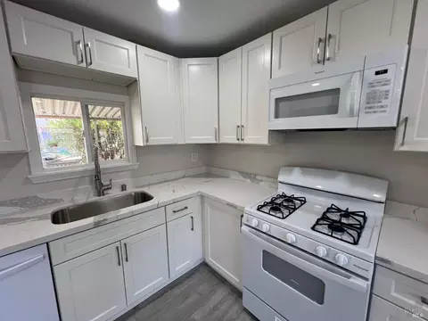 131 Zaragoza Dr, Fairfield, CA 94533 photo 10