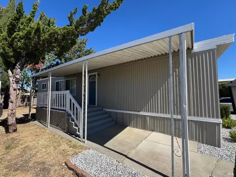 131 Zaragoza Dr, Fairfield, CA 94533 photo 2
