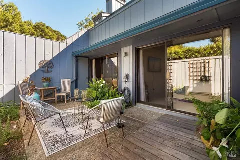 13 Herrera Dr, Fairfax, CA 94930 photo 18
