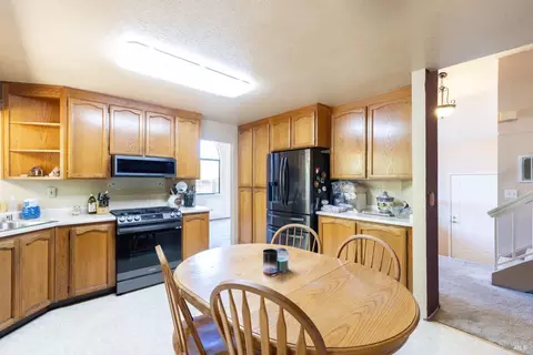 101 Elsbree Cir, Windsor, CA 95492 photo 13
