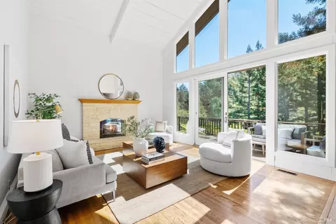45 Hatzic Ct, Larkspur, CA 94939