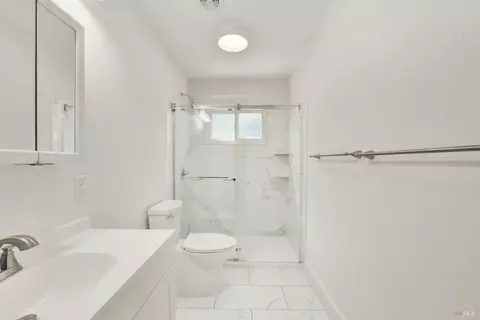 Bath - 347 Pepper Dr, Vallejo, CA 94589 photo 2 of 10