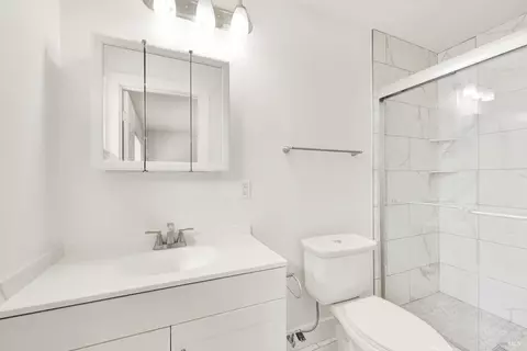 Bath - 347 Pepper Dr, Vallejo, CA 94589 photo 4 of 10