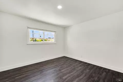 Bedroom - 347 Pepper Dr, Vallejo, CA 94589 photo 4 of 13