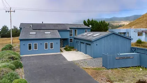 14680 Cypress Point Rd, Manchester, CA 95459