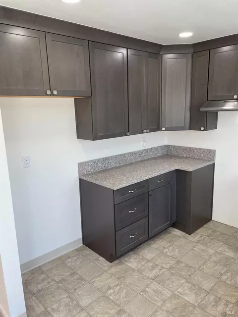 979 Aster Dr, Vallejo, CA 94589 photo 8