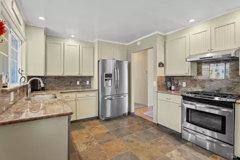 135 Mae St, Ukiah, CA 95482 photo 7