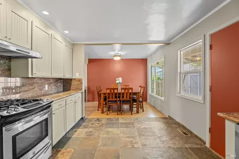 135 Mae St, Ukiah, CA 95482 photo 10