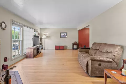 135 Mae St, Ukiah, CA 95482 photo 6