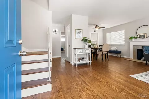 19011 Gliddon St, Castro Valley, CA 94546 photo 3