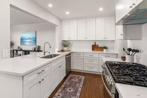 19011 Gliddon St, Castro Valley, CA 94546 photo 10