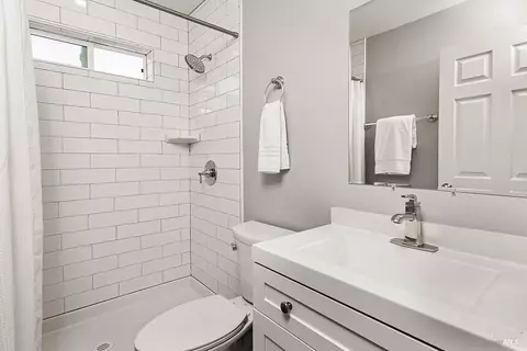 19011 Gliddon St, Castro Valley, CA 94546 photo 30