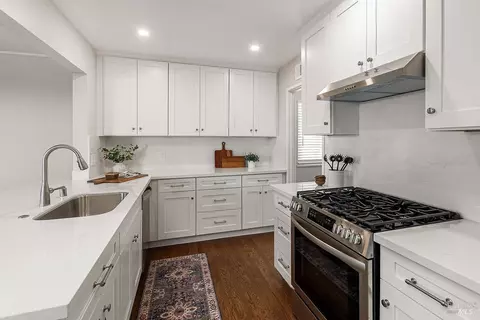 19011 Gliddon St, Castro Valley, CA 94546 photo 9