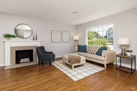 19011 Gliddon St, Castro Valley, CA 94546 photo 5