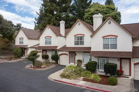 7644 Bodega Ave, Sebastopol, CA 95472
