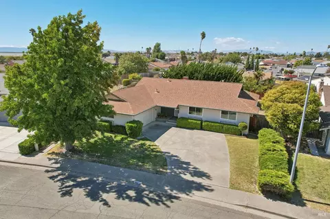 827 Tobin Dr, Vallejo, CA 94589