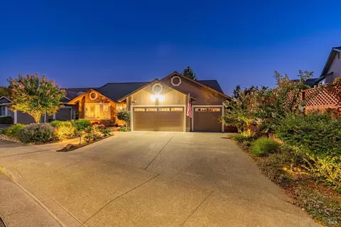 Exterior - 9205 Piccadilly Cir, Windsor, CA 95492 photo 43 of 44