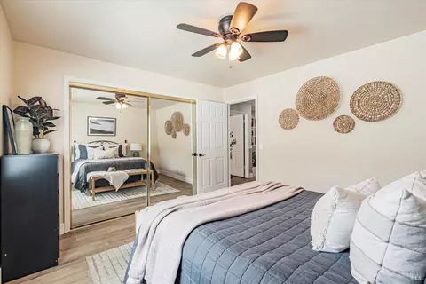 Bedroom - 9205 Piccadilly Cir, Windsor, CA 95492 photo 4 of 6